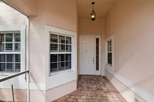 392 NW Breezy Point Loop, Port Saint Lucie, FL 34986 - Photo 5