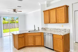 3829 Woodfield Dr, Coconut Creek, FL 33073 - Photo 5