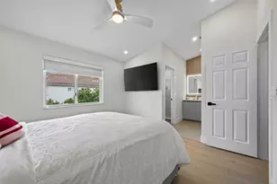 20869 NW 2nd St, Pembroke Pines, FL 33029 - Photo 31