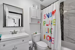1691 W 26th Ct, Riviera Beach, FL 33404 - Photo 5