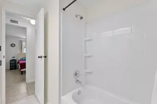 8702 Duchess Ct E, Boynton Beach, FL 33436 - Photo 17