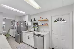 8702 Duchess Ct E, Boynton Beach, FL 33436 - Photo 7