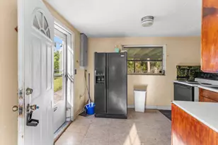 4229 25th Ave, Vero Beach, FL 32967 - Photo 9