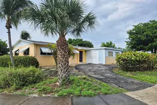 103 N 12th St, Lantana, FL 33462 - Photo 1
