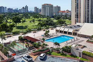 20301 W Country Club Dr, Aventura, FL 33180 - Photo 37