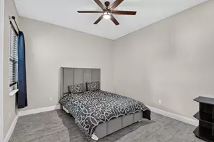 9228 Greenspire Ln, Lake Worth, FL 33467 - Photo 37