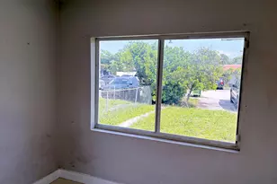1521 NW 8th Ave, Fort Lauderdale, FL 33311 - Photo 3