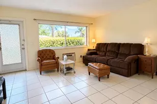 228 Northampton L, West Palm Beach, FL 33417 - Photo 3