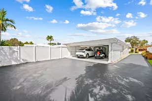 2208 Anchor Dr, Fort Lauderdale, FL 33316 - Photo 9