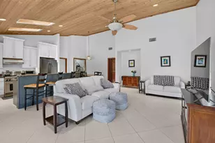 2750 NW 26th Ct, Boca Raton, FL 33434 - Photo 15