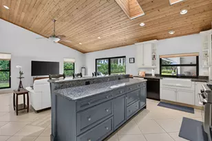 2750 NW 26th Ct, Boca Raton, FL 33434 - Photo 21