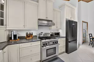 2750 NW 26th Ct, Boca Raton, FL 33434 - Photo 23