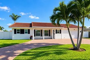 266 SW 12th St, Boca Raton, FL 33432 - Photo 3