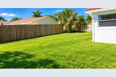 266 SW 12th Street, Boca Raton, FL 33432 - Photo 25