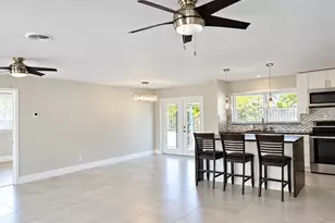 266 SW 12th St, Boca Raton, FL 33432 - Photo 7