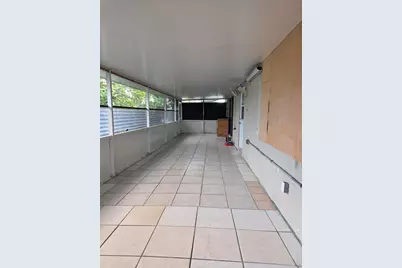 2000 NW 70th Lane, Margate, FL 33063 - Photo 9