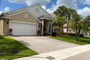 325 Berenger Walk, Royal Palm Beach, FL 33414 - Photo 3