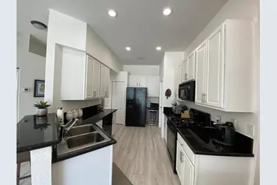 325 Berenger Walk, Royal Palm Beach, FL 33414 - Photo 15