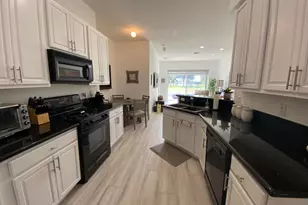 325 Berenger Walk, Royal Palm Beach, FL 33414 - Photo 11