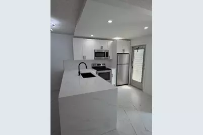 2161 NE 1st Court #105, Boynton Beach, FL 33435 - Photo 3