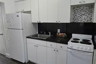 1012 NW 2nd Ave, Hallandale Beach, FL 33009 - Photo 5