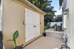 176 Orange Dr, Boynton Beach, FL 33436 - Photo 15