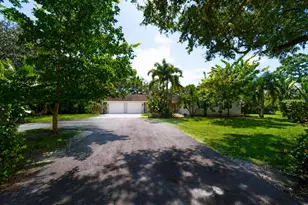 6922 150th Pl N, Palm Beach Gardens, FL 33418 - Photo 3