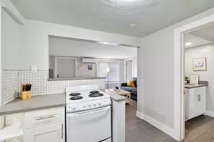 551 SW 13th Ave, Fort Lauderdale, FL 33312 - Photo 9