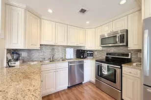 2103 Oakridge V, Deerfield Beach, FL 33442 - Photo 7