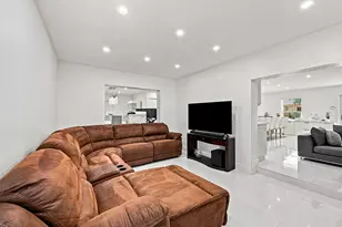 16820 SW 108th Ave, Miami, FL 33157 - Photo 17