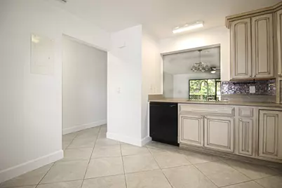 1303 Lakeview Drive E, Royal Palm Beach, FL 33411 - Photo 5