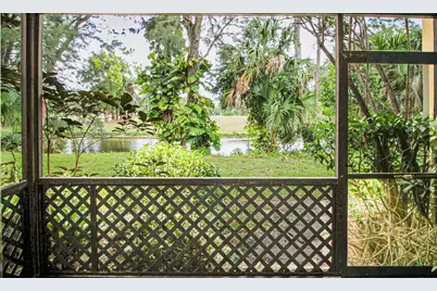 1303 Lakeview Drive E, Royal Palm Beach, FL 33411 - Photo 9