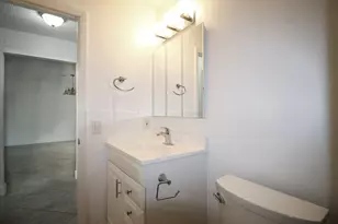 1303 Lakeview Dr E, Royal Palm Beach, FL 33411 - Photo 19