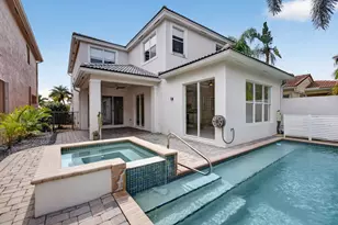 207 Isle Verde Way, Palm Beach Gardens, FL 33418 - Photo 5