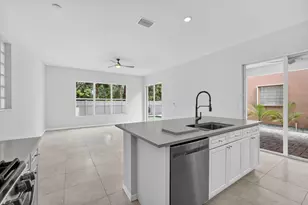 207 Isle Verde Way, Palm Beach Gardens, FL 33418 - Photo 25