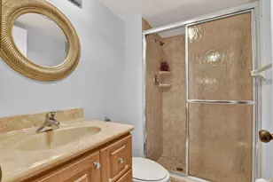 9872 Marina Blvd, Boca Raton, FL 33428 - Photo 15
