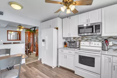 3959 Via Poinciana #503, Lake Worth, FL 33467 - Photo 15