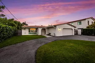2417 NE 19th Ave, Wilton Manors, FL 33305 - Photo 1