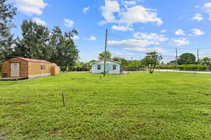 6368 Bishoff Rd, West Palm Beach, FL 33413 - Photo 9
