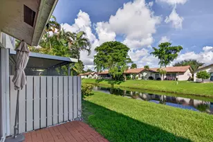 2047 Discovery Cir E, Deerfield Beach, FL 33442 - Photo 21