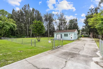 6368 Bishoff Road, West Palm Beach, FL 33413 - Photo 1