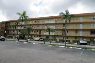 9273 SW 8th St, Boca Raton, FL 33428 - Photo 1