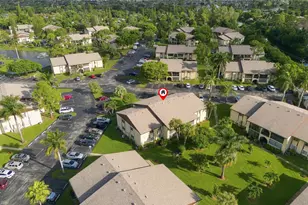 313 Pine Ridge Cir, Greenacres, FL 33463 - Photo 31