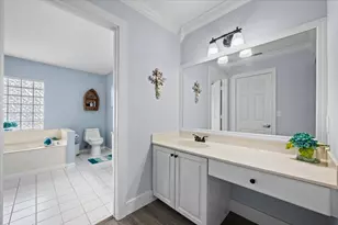 264 Malibu Cir, Greenacres, FL 33413 - Photo 21