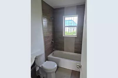 944 W 10th Street #1, Riviera Beach, FL 33404 - Photo 5