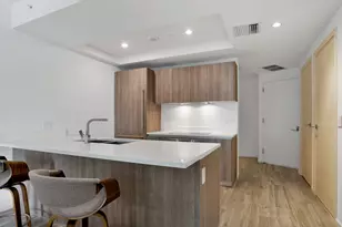 801 S Miami Ave, Miami, FL 33131 - Photo 3