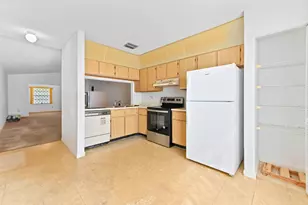 1671 Ferngran Ave, West Palm Beach, FL 33415 - Photo 7