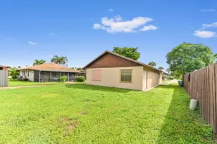 1671 Ferngran Ave, West Palm Beach, FL 33415 - Photo 25