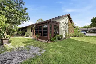 259 Deerfield Ct, Royal Palm Beach, FL 33411 - Photo 21