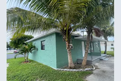 22 NW 8th Avenue #1, Dania Beach, FL 33004 - Photo 1